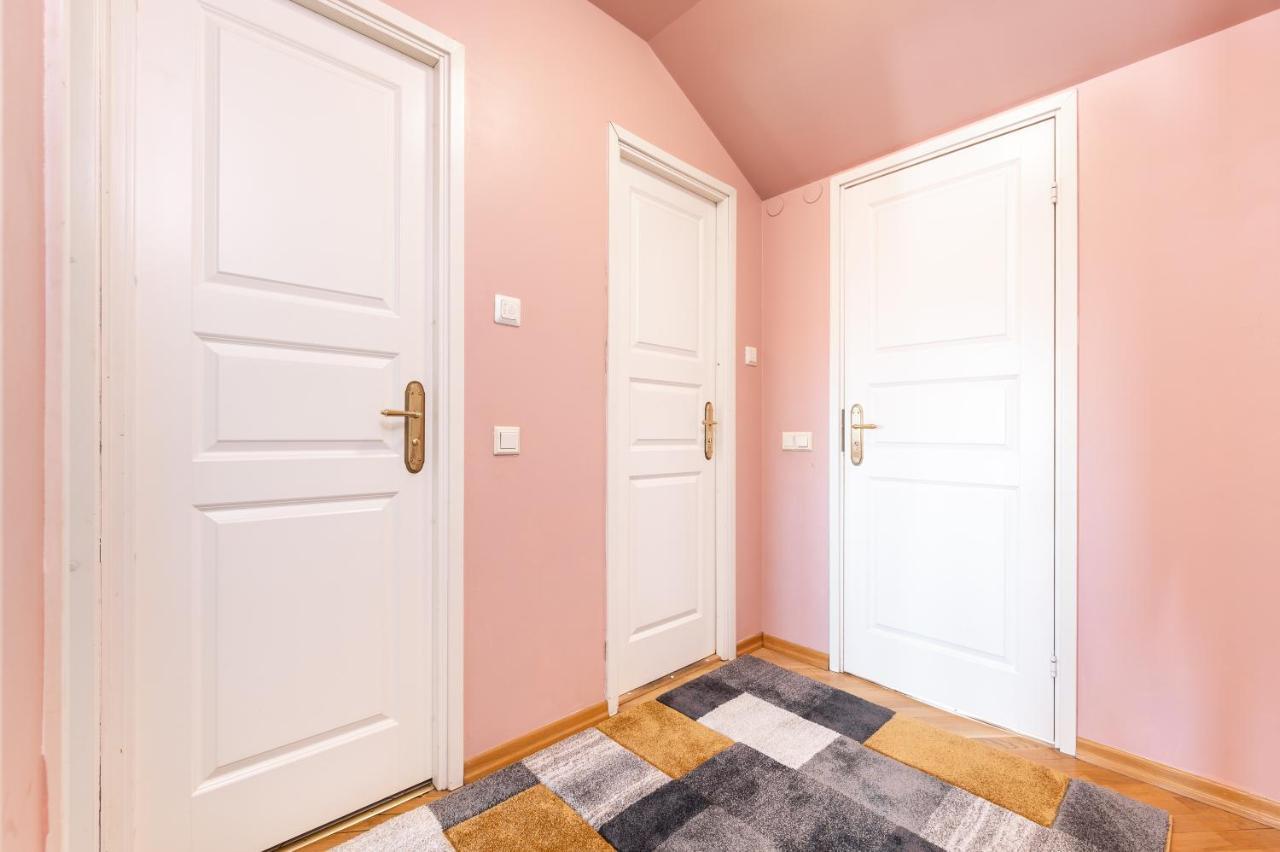 Apartamento Dictumfactum-Vene 4 Tallin Exterior foto