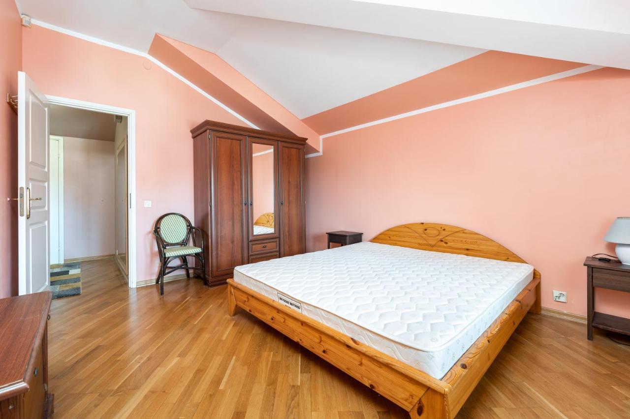 Apartamento Dictumfactum-Vene 4 Tallin Exterior foto
